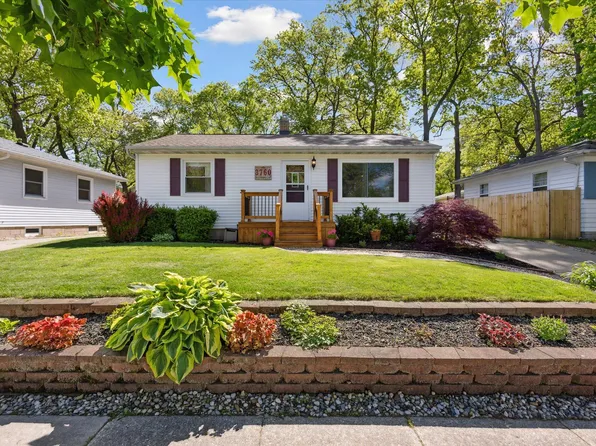 3760 Flamingo Ave SW, Wyoming, MI 49509