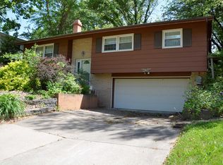 298 Jana Rd, Macomb, IL 61455