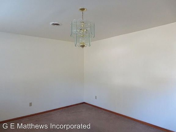 3rd image of 4009 Ashley Ln