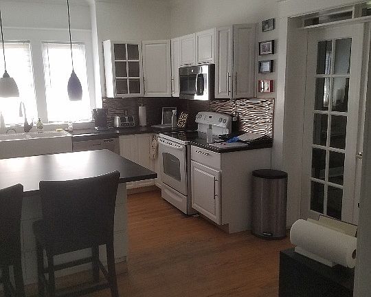 4th image of 821 N Ironwood Dr