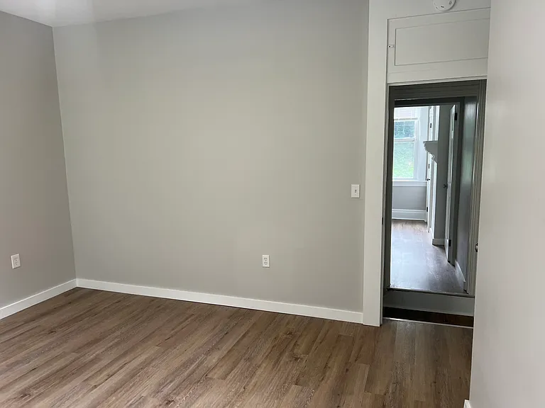 2468 N Charles St — Photo 8