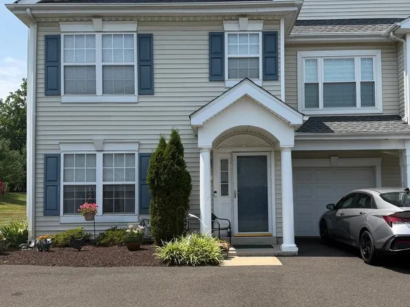 101 Willowoak Ct, Warminster, PA 18974