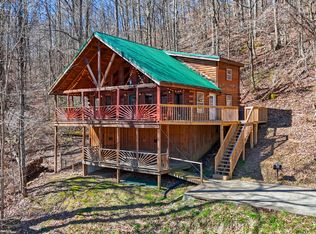 50 Platinum Dr, Slade, KY 40376