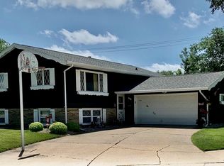 2604 4th St, Monroe, WI 53566