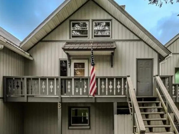 105 N Pinnacle Ridge Rd APT 8, Beech Mountain, NC 28604