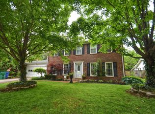1984 Favell Ct, Lexington, KY 40503