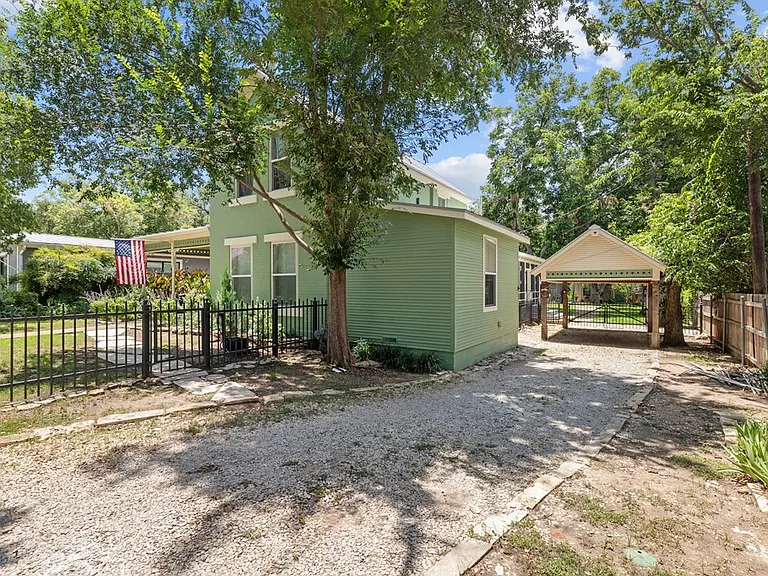 605 W Schubert St — Photo 19