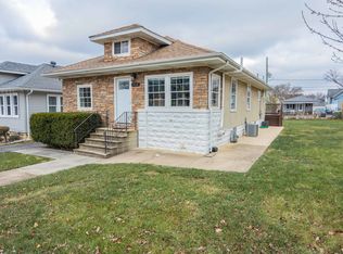 710 Vine St, Joliet, IL 60435