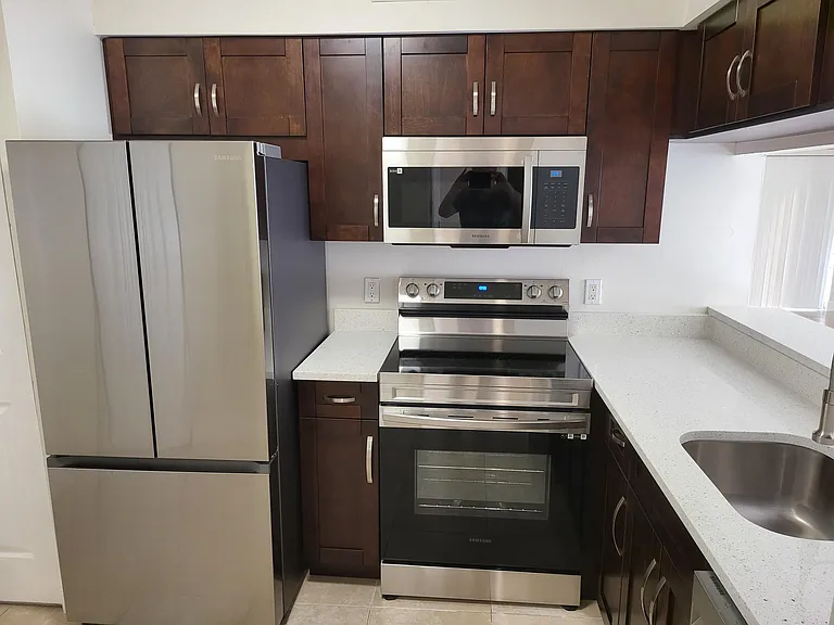 1138 Coral Club Dr #1138 — Photo 4