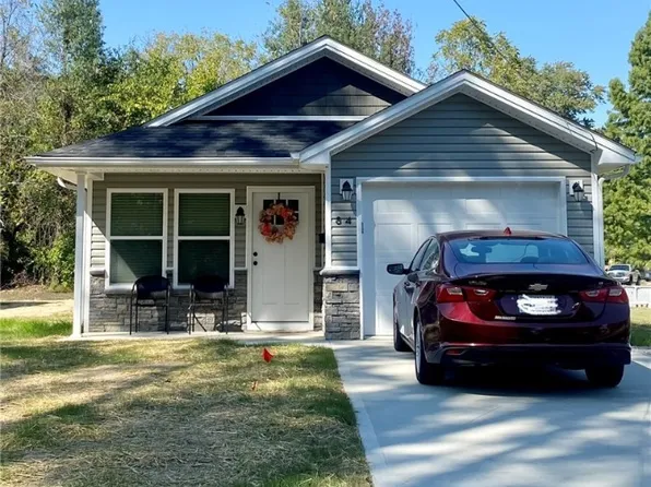 84 Union Avenue, Austin, IN 47102