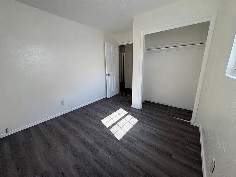 516 SE 70th St — Photo 9