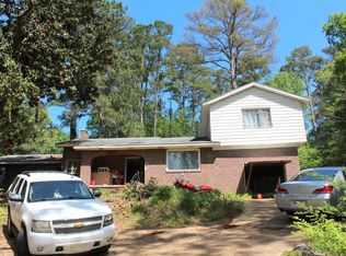 2405 Military Rd, Columbus, MS 39705