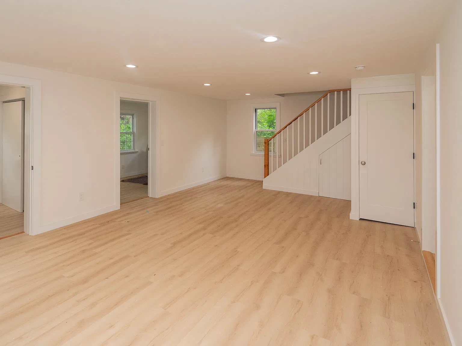 3 bed, 1552 sqft, $3,200 — Photo 3