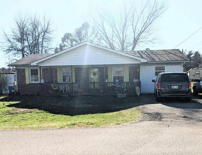 1st image of 1615 Guy St