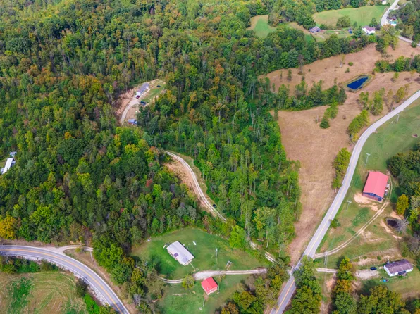 75 Dan Ridge Rd, Wellington, KY 40387