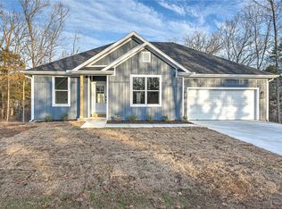 7 Holcombe Ln, Bella Vista, AR 72714