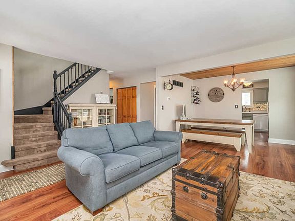 5th image of 2229 Honeywood Ct