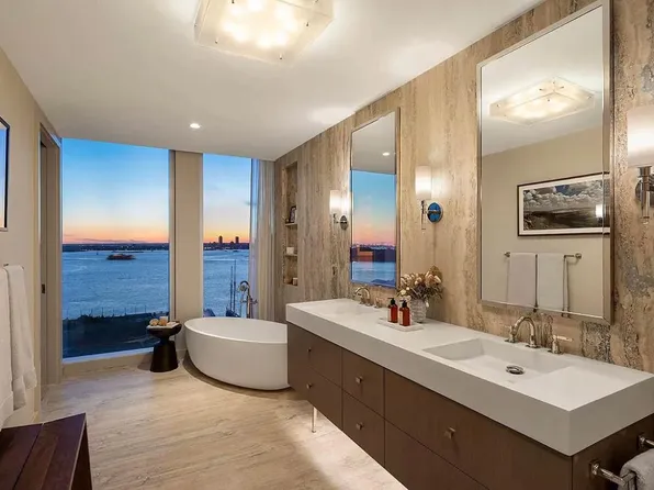 50 Bridge Park Drive image 11 of 13