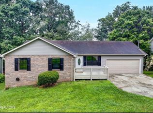 1453 Overton Ln, Knoxville, TN 37923