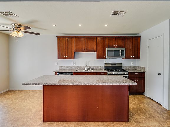 3rd image of 2901 Meadow Flower Ave