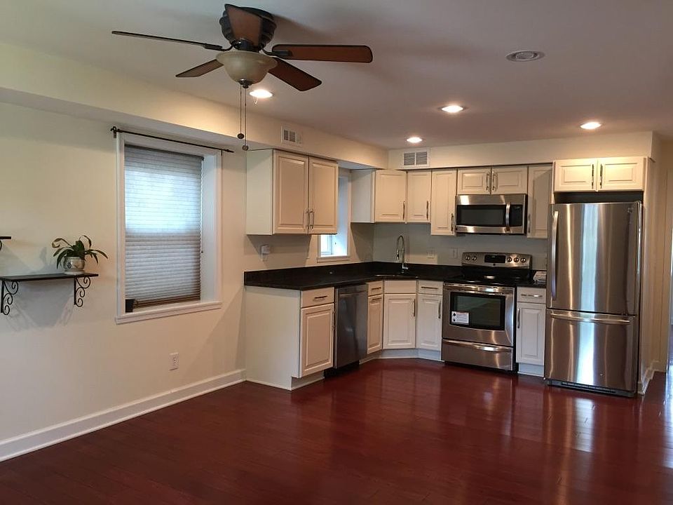 Open kitchen