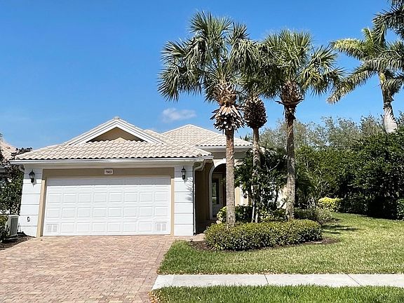 4th image of 7903 Valentina Ct