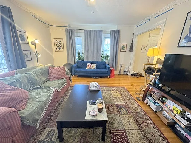 27 Faneuil St #1 — Photo 6