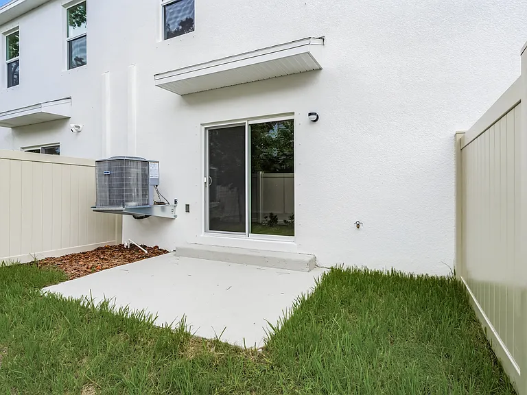 7720 42nd Ln N — Photo 39