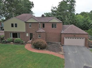 3 Veronica Ct, Coventry, RI 02816