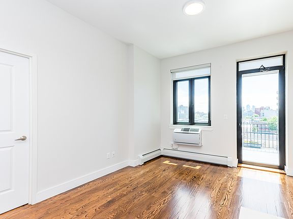 2nd image of 21-12 Newtown Ave #2R