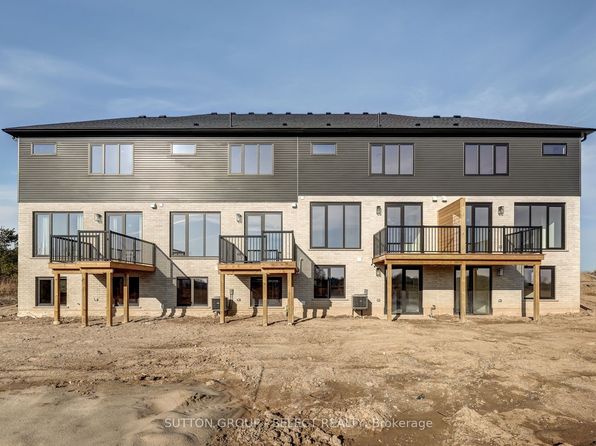 13 Optimist Dr, Southwold, ON N5P 0G4