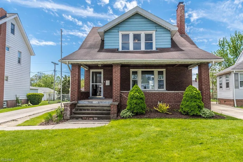 10708 S Highland Ave photo 1