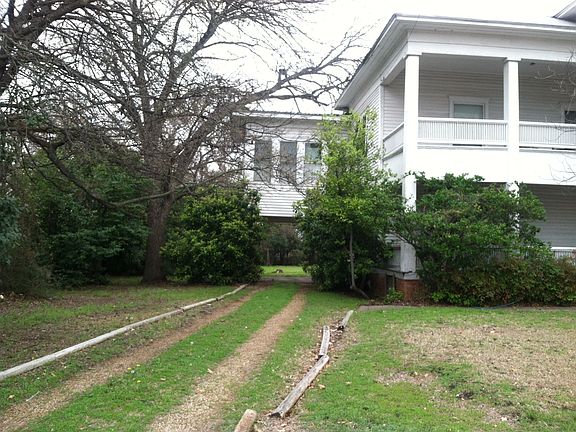 5th image of 913 Ferris Ave