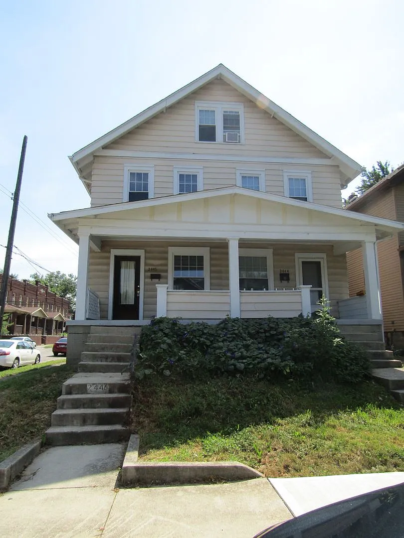 OSU 2 Bedroom Duplex — Photo 1