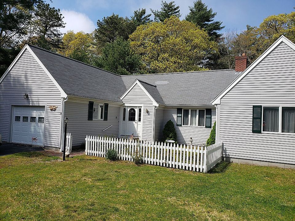 11 Beachwood Rd, Bourne, MA 02532 | Zillow