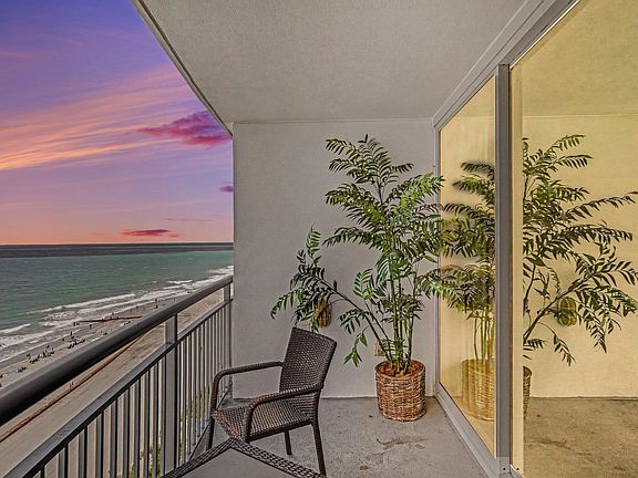 5th image of 107 S Ocean Blvd. #1103