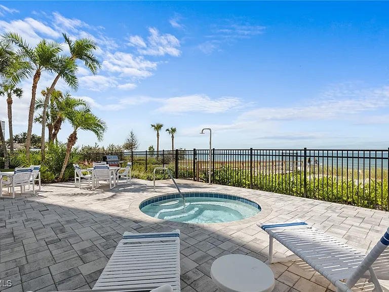 9415 Gulf Shore Dr #501 — Photo 34