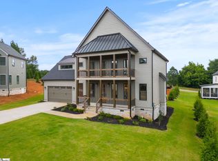 808 Batten Cottage Ct, Boiling Springs, SC 29316