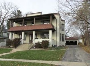 215 Grove St #221, Woodstock, IL 60098