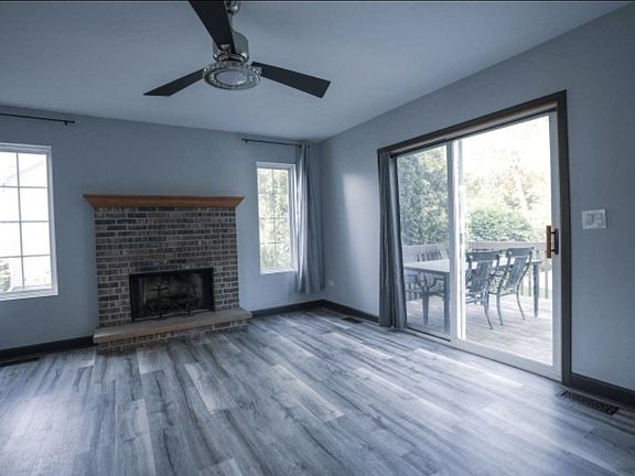 4th image of 37580 Lyons Woods Ct