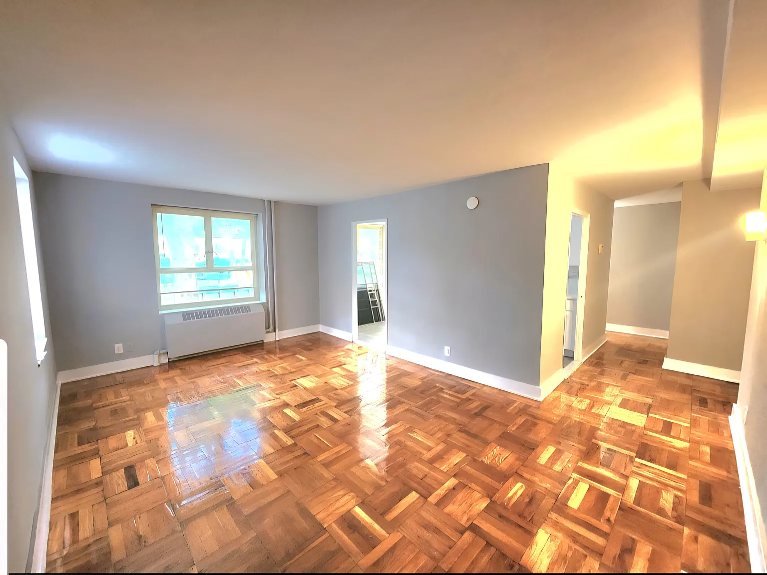 Studio, 697 sqft, $1,800 — Photo 1