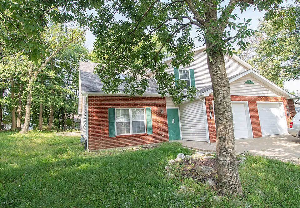 1321 Godas Dr