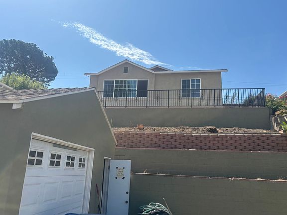 2nd image of 4040 Toland Way