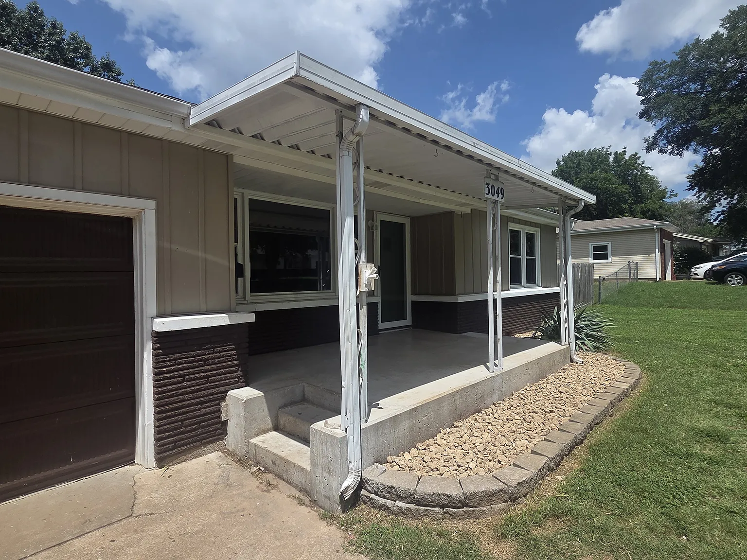 4 bed, 1800 sqft, $1,800 — Photo 3