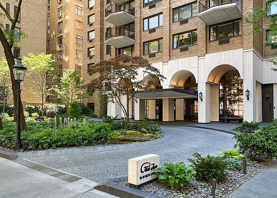 10 West 66th Street #27F in Lincoln Square, Manhattan