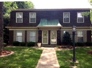 712 Harvard Dr, Edwardsville, IL 62025