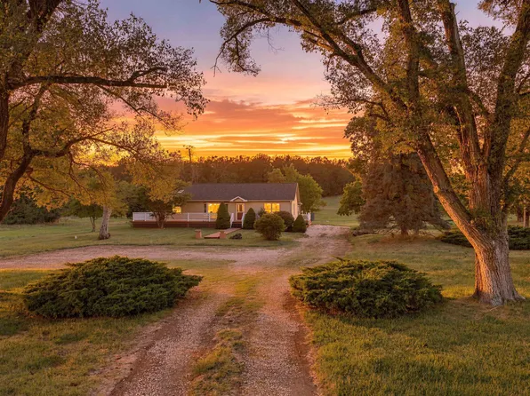 1593 Old Providence Rd, Raphine, VA 24472