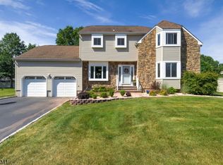 191 Beekman Ln, Hillsborough, NJ 08844