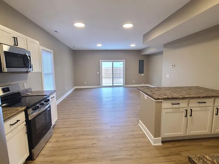 4204 Sherman Blvd — Photo 2