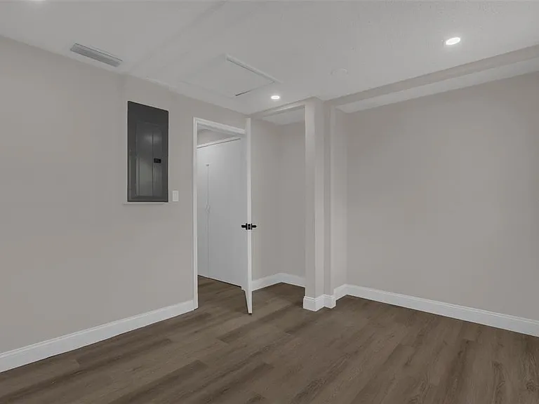518 Lavon Dr — Photo 25